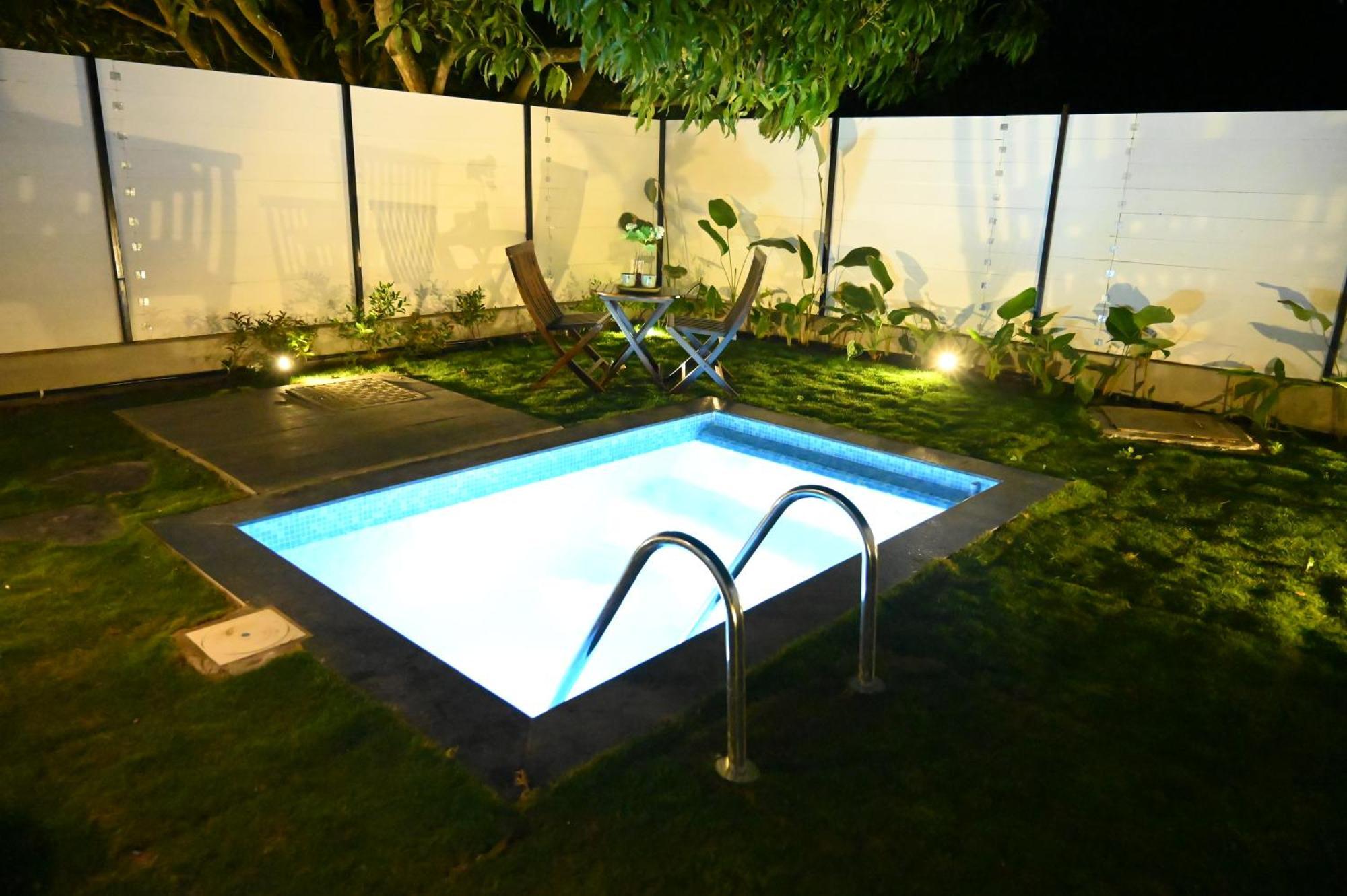 Aura Farms - Private Pool Cottages Rāmanagaram Exterior foto